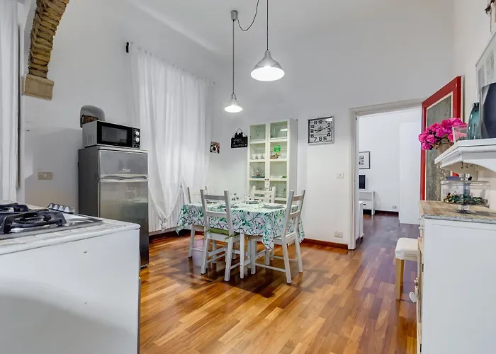 Centro Trastevere Lovely House
